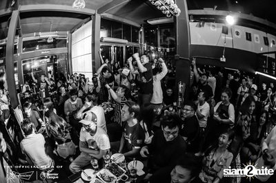 Bud's Live Party กับ Big Ass ที่ เพลย์ลิสต์ เอกมัย — photo 73