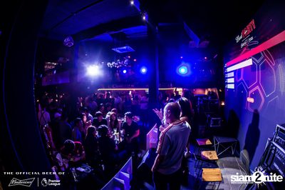 Bud's Live Party กับ Big Ass ที่ เพลย์ลิสต์ เอกมัย — photo 92
