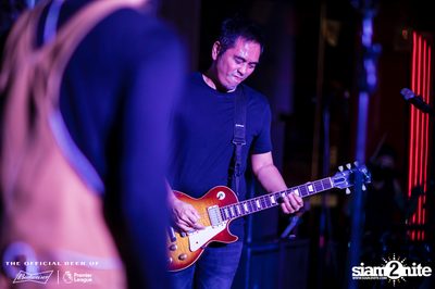 Bud's Live Party กับ Big Ass ที่ เพลย์ลิสต์ เอกมัย — photo 136