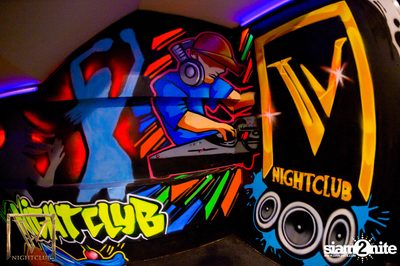 Neon Party at V Nightclub Bangkok — photo 4