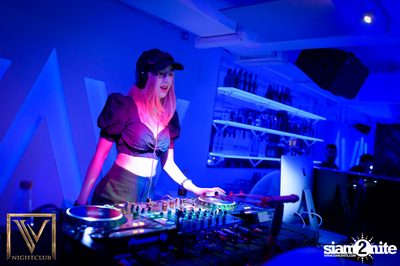 Neon Party at V Nightclub Bangkok — photo 7