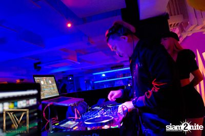 Neon Party at V Nightclub Bangkok — photo 47
