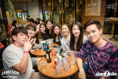 F.Hero x Maiyarap @ ชงเจริญ กรู๊ฟ — photo 27