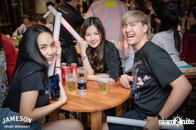 F.Hero x Maiyarap @ ชงเจริญ กรู๊ฟ — photo 60