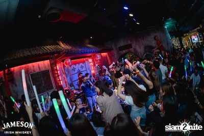 F.Hero x Maiyarap @ ชงเจริญ กรู๊ฟ — photo 99