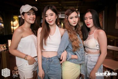 Saturday Night at BARBARBAR — photo 16