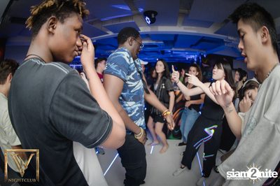 Saturday Night at V Nightclub — photo 43