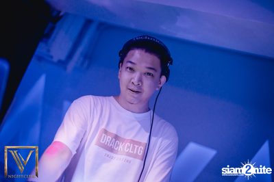 Saturday Night at V Nightclub — photo 62