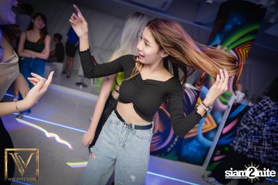 Saturday Night at V Nightclub — photo 84