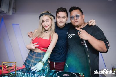 Saturday Night at V Nightclub — photo 90