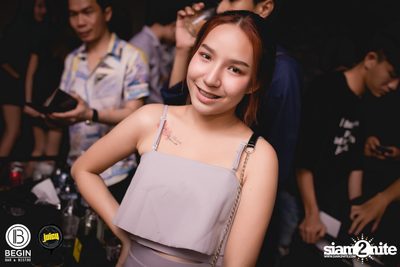 The TOYS ที่ บีกิน บาร์ — photo 167