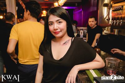 Yokee Playboy ที่ บ็อทเทิลร็อคเก็ต คราฟท์เบียร์บาร์ — photo 28