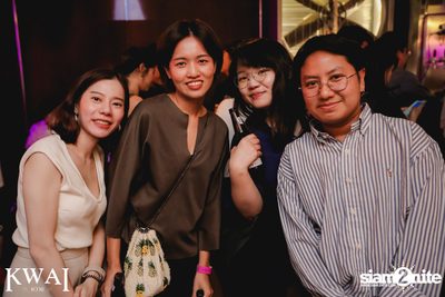 Yokee Playboy ที่ บ็อทเทิลร็อคเก็ต คราฟท์เบียร์บาร์ — photo 40