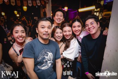 Yokee Playboy ที่ บ็อทเทิลร็อคเก็ต คราฟท์เบียร์บาร์ — photo 85