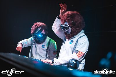 Halloween Weekend กับ Unmonkey ที่ ดิฟเฟอร์ ผับ พัทยา — photo 87