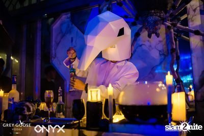 ONYX & Grey Goose present Blue Moon Halloween Party — photo 31