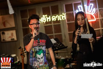Indigo ที่ วอร์ม อัพ คาเฟ่ เชียงใหม่ — photo 49