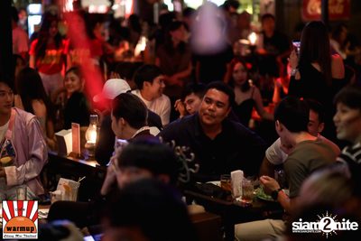 Indigo ที่ วอร์ม อัพ คาเฟ่ เชียงใหม่ — photo 82