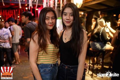 Indigo ที่ วอร์ม อัพ คาเฟ่ เชียงใหม่ — photo 90