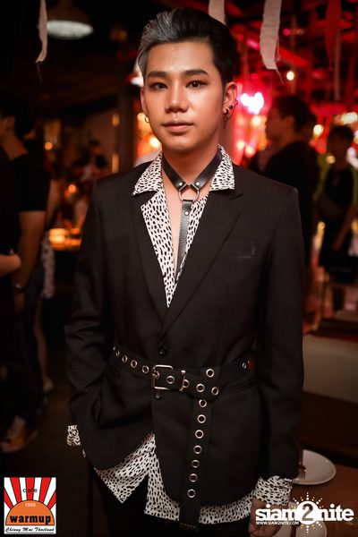 Indigo ที่ วอร์ม อัพ คาเฟ่ เชียงใหม่ — photo 94