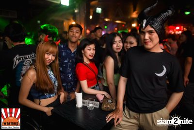 Indigo ที่ วอร์ม อัพ คาเฟ่ เชียงใหม่ — photo 115