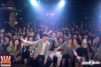 Indigo ที่ วอร์ม อัพ คาเฟ่ เชียงใหม่ — photo 161