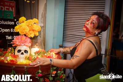 Dia de Muertos - Halloween Party at Revolucion Cocktail — photo 2