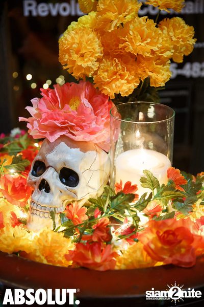 Dia de Muertos - Halloween Party at Revolucion Cocktail — photo 9