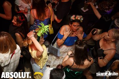 Dia de Muertos - Halloween Party at Revolucion Cocktail — photo 19
