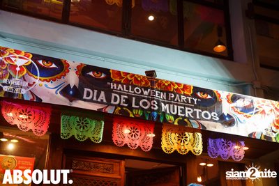 Dia de Muertos - Halloween Party at Revolucion Cocktail — photo 22