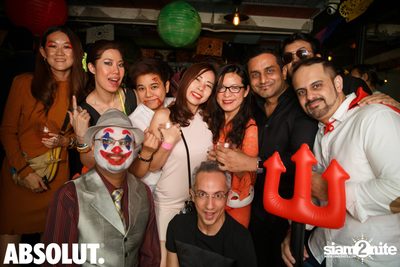 Dia de Muertos - Halloween Party at Revolucion Cocktail — photo 40