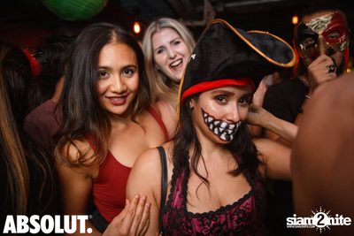 Dia de Muertos - Halloween Party at Revolucion Cocktail — photo 75