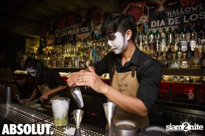 Dia de Muertos - Halloween Party at Revolucion Cocktail — photo 80