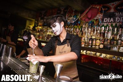 Dia de Muertos - Halloween Party at Revolucion Cocktail — photo 81