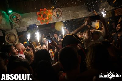 Dia de Muertos - Halloween Party at Revolucion Cocktail — photo 99