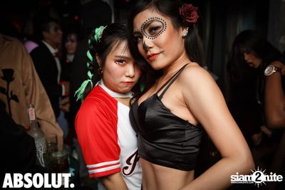 Dia de Muertos - Halloween Party at Revolucion Cocktail — photo 132
