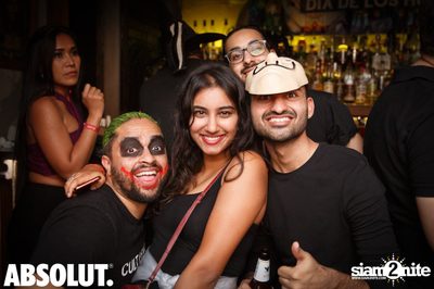 Dia de Muertos - Halloween Party at Revolucion Cocktail — photo 133