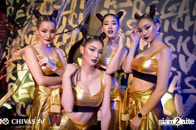 Getsunova x V Violette - Halloween XV Night Party at Wine Bridge — photo 16