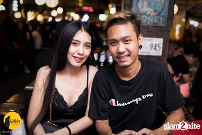 Stamp Apiwat at Fullmoon Terrace & Bar — photo 26