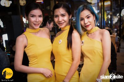 Stamp Apiwat at Fullmoon Terrace & Bar — photo 28