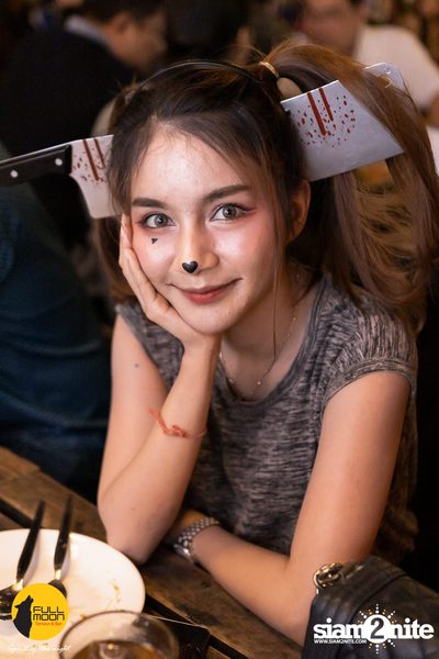 Stamp Apiwat at Fullmoon Terrace & Bar — photo 30
