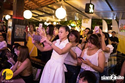 Stamp Apiwat at Fullmoon Terrace & Bar — photo 41