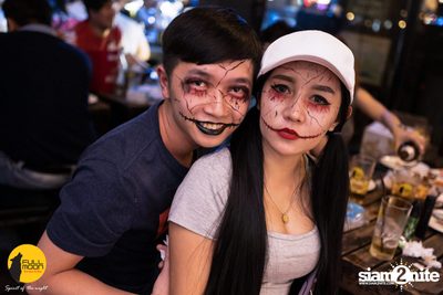 Stamp Apiwat at Fullmoon Terrace & Bar — photo 59