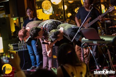 Stamp Apiwat at Fullmoon Terrace & Bar — photo 89