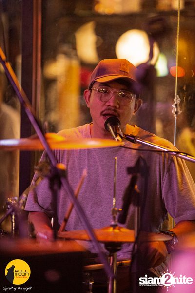Stamp Apiwat at Fullmoon Terrace & Bar — photo 129