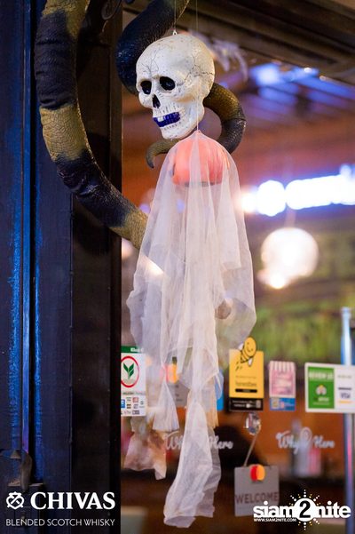 Zommarie at Why Here — photo 51