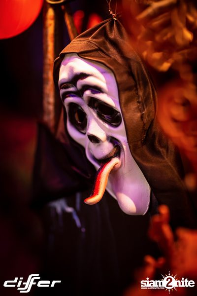 Halloween Weekend กับ Atom x Burin ที่ ดิฟเฟอร์ ผับ พัทยา — photo 17