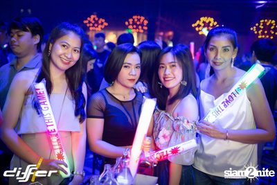 Halloween Weekend กับ Atom x Burin ที่ ดิฟเฟอร์ ผับ พัทยา — photo 40