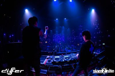 Halloween Weekend กับ Atom x Burin ที่ ดิฟเฟอร์ ผับ พัทยา — photo 41