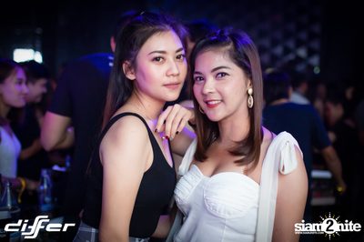 Halloween Weekend กับ Atom x Burin ที่ ดิฟเฟอร์ ผับ พัทยา — photo 137
